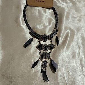 GIRASOL Large ethnic necklace with beads and feathers